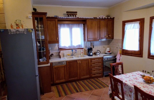 Dafnata Villa | Villa Silvia,a detached house with a wonderful view