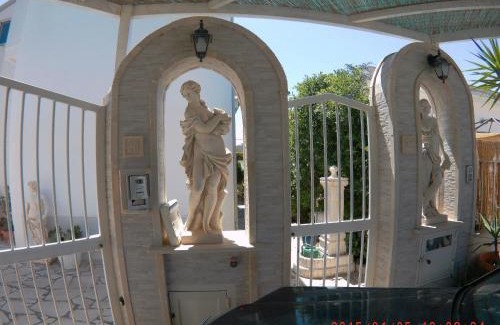 Cava dʼAliga Bed & Breakfast | Villa Sissi