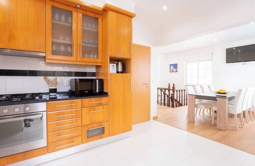 Charneca de Caparica e Sobreda Villa | Villa Sol e Mar - Villa for 8 persons with pool and near the beach of Caparica