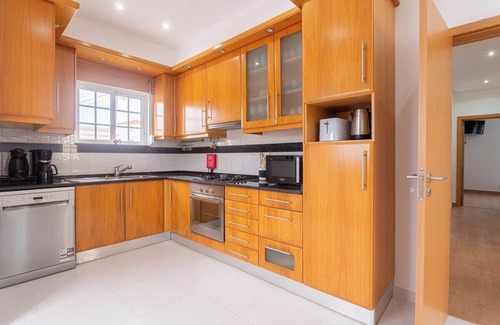 Charneca de Caparica e Sobreda Villa | Villa Sol e Mar - Villa for 8 persons with pool and near the beach of Caparica