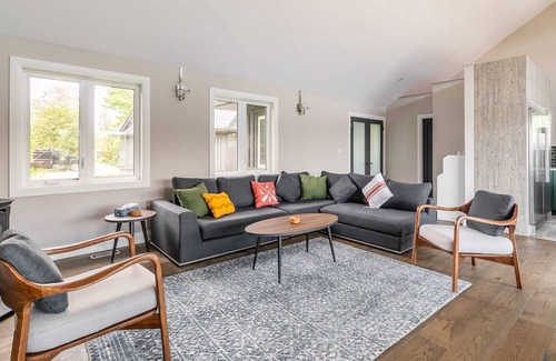 Bobcaygeon Cottage | Villa Somnia - Luxury on the water
