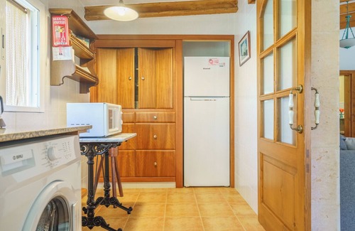 Muro Villa | Villa 'Son Parera D’ Abaix' with Mountain View, Private Pool and Wi-Fi
