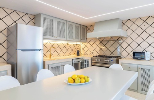 Majorca Villa | Villa 'Son Ramon' with Private Pool, Wi-Fi and Air Conditioning