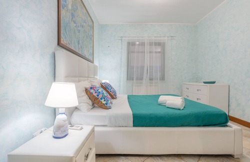 Palermo Villa | Villa 'Sorriso' with Private Pool, Wi-Fi and Air Conditioning