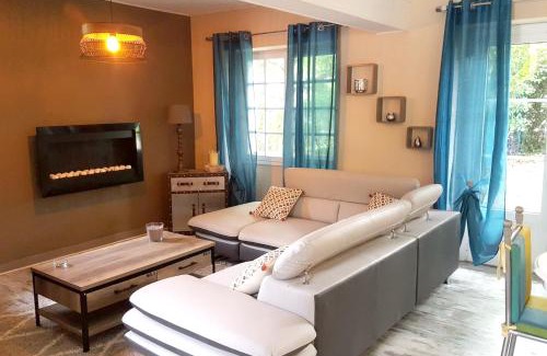 Aspin-en-Lavedan Villa | Villa spacieuse avec piscine à Aspin-en-Lavedan, vue montagne.