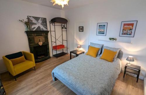 Saint-Claud House | Villa spacieuse avec jardin privé, animaux acceptés - FR-1-653-276
