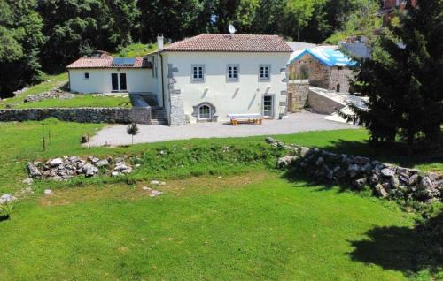 Zvonece Villa | Villa Stancija Kavali by Villas Guide