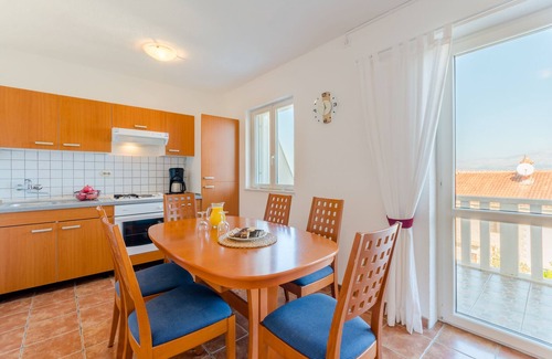 Splitska Apartment | Villa Stella
