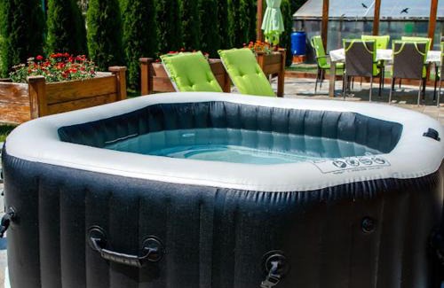 Razlog Villa | Villa Stemara with Jacuzzi near Pirin Golf