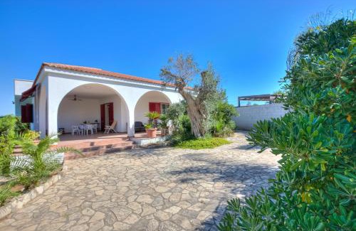 Torre Squillace Villa | Villa Strea With Pool - Happy Rentals