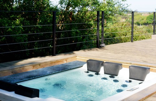 Guethary Villa | Villa 'Suertia' with Sea View, Private Terrace and Wi-Fi