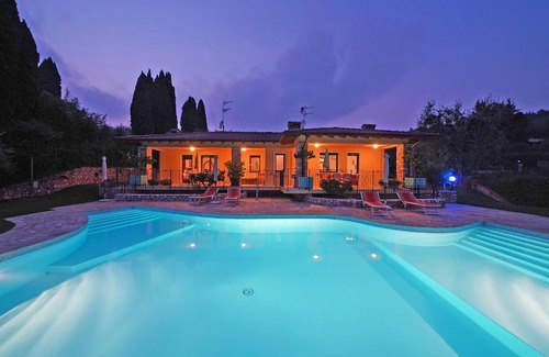 San Felice del Benaco Villa | Villa Sul Garda