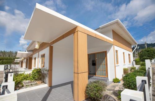 Thep Kasattri Villa | Villa Sunrise Garden A180