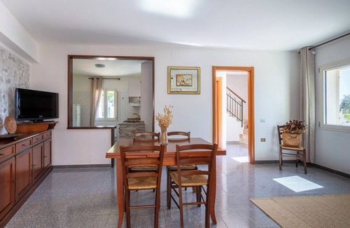 Sant'Anna Arresi Villa | VILLA SUNRISE - Two Bedroom Villa, Sleeps 6