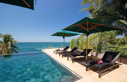 Kata Villa | Villa Sunyata - Amazing Oceanfront 8-bedroom Luxury Villa - Walk to Kata Beach