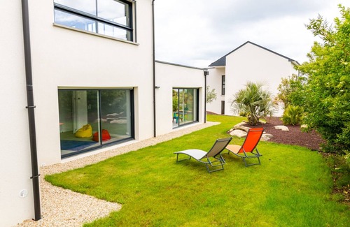 Roscoff Villa | Villa Surcouf 5 stars - sea view - private pool and beach 200m away