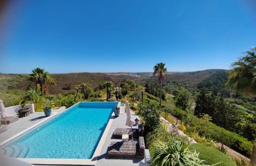 Budens Villa | Villa Surga, a luxurious and exclusive romantic villa in the Algarve