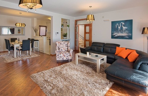Bijeli do Villa | Villa Svinjista