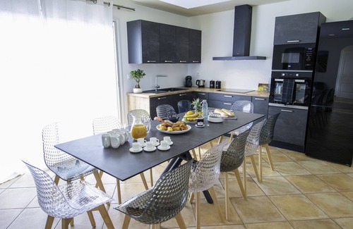 Bessan House | Villa Swimming pool of 145m2 in the heart of the vineyards MAS GAUDY