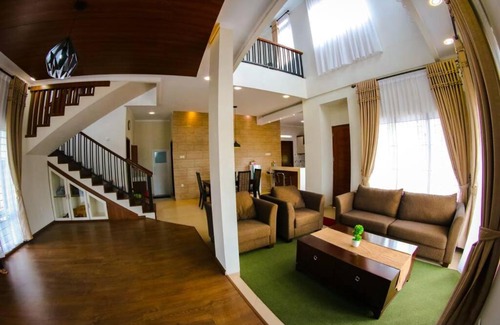Sungai Landia Villa | Villa Syariah Humaira