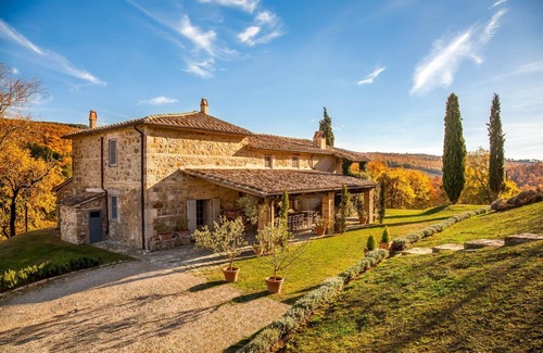 San Casciano dei Bagni Villa | Villa Tirelli - Five Bedroom Villa, Sleeps 10