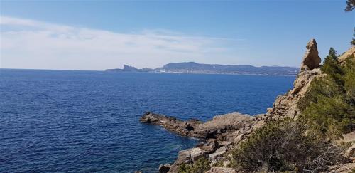 Carnoux-en-Provence House | Villa T3 à 10' de Cassis - Piscine privée et cuisine d'été extérieure