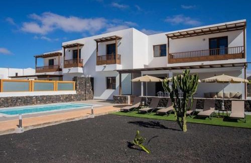 Tinajo House | Villa Tabaiba La Vegueta Villas
