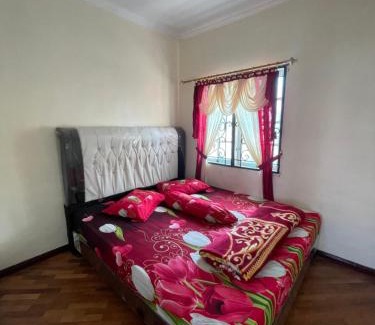 Berastagi Villa | Villa Tamam Manchester Berastagi
