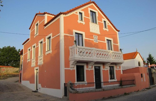 Sabugal Villa | Villa Tauria- Casa de campo em aldeia medieval