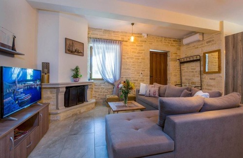 Kirianna Villa | Villa Terpsi - Klio Village