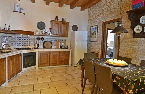 Licata Villa | Villa Terra Del Sole 10+2, Emma Villas