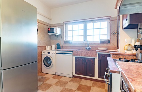 Ericeira Villa | Villa Terra Mar - Breathtaking sea views and at walking distance of the beach