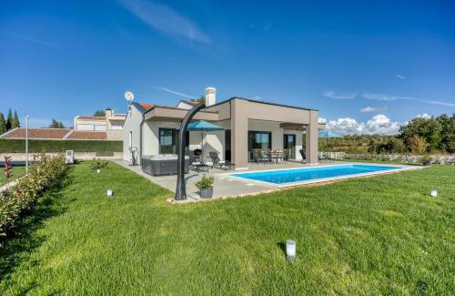 Sveti Lovrec Villa | Villa Tetiana - Pool and Whirlpool