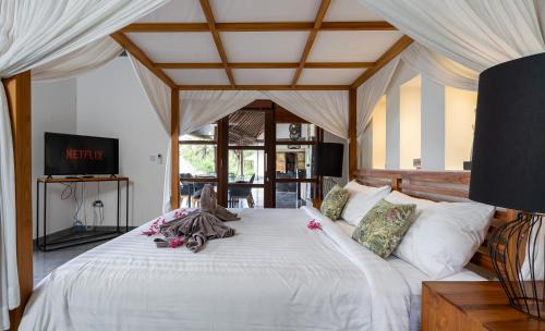 Payangan Villa | Villa Themma Jungle - Sumptuous 3BR Luxury Villa with Majestic Jungle View North of Ubud