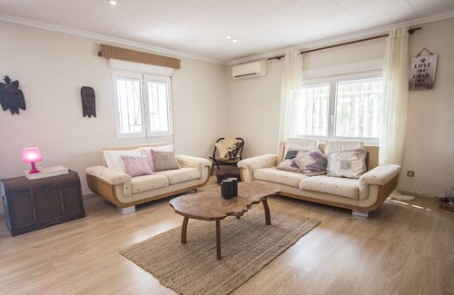 Tortosa Villa | Villa Tortosa, only 20km to Costa Dorada beaches!