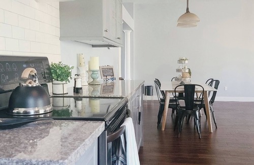 The Villages House | Villa Tortuga Modern Updated home with 2beds/2bath Modern Farmhouse w/Golfcartn