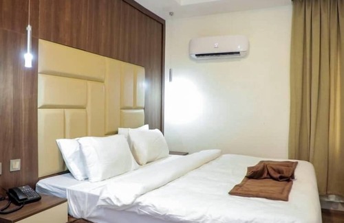Asaba Hotel | Villa Toscana Hotel Asaba