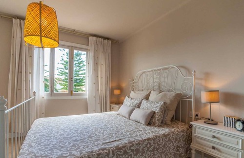 Plamanyola Ski Chalet | Villa Tramuntana view 9 guests and swimming pool