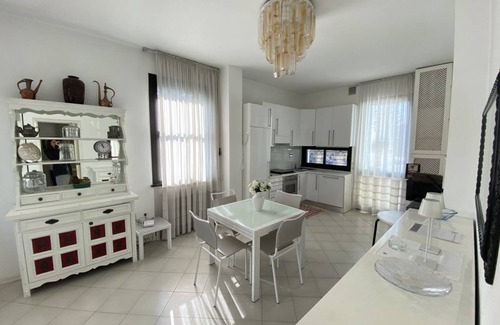 Riccione Apartment | Villa Trieste Flexrent - Abyssinia