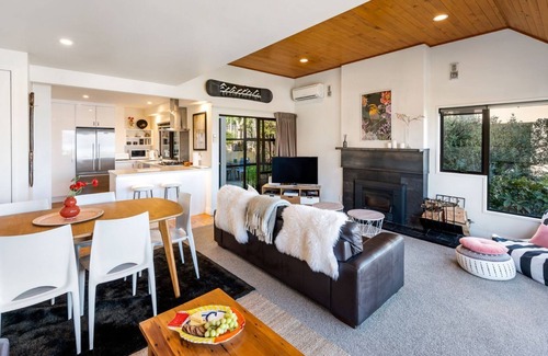 Queenstown House | Villa Tuke | Free Parking, Fireplace, BBQ