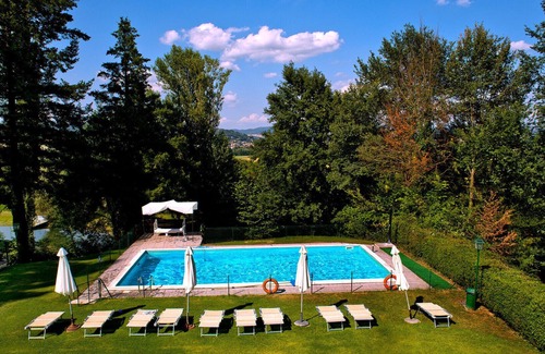 Bivio Lugnano Villa | Villa Tulipano, live in contact with nature