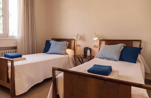 Passeig Maritim Villa | Villa Tupinetti with Sea View, Pool & Wi-Fi