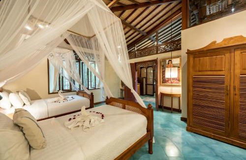 Lodtunduh Villa | Villa Uma Anyar- Joglo Uma