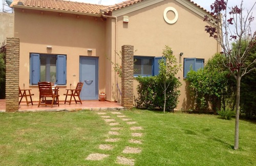 Bouka House | Villa under the stars (80 meters from the beach)
