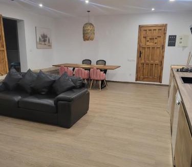 Olerdola Apartment | Villa Urbina