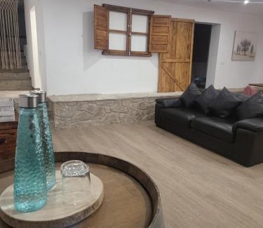 Olerdola Apartment | Villa Urbina