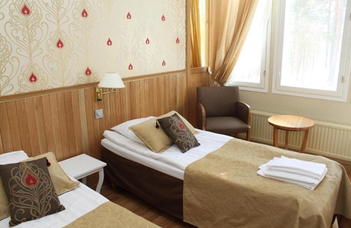 Punkaharju Hotel | Villa Urhola, Kruunupuisto