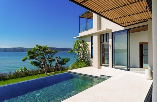 Kuta Villa | Villa Utamaro Gerupuk, Private Villa For 6-11 Pax