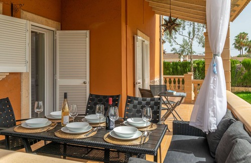 Badia Blava House | VILLA VALENTINA - Cozy villa for 6 people in Badia Blava. Free WiFi.