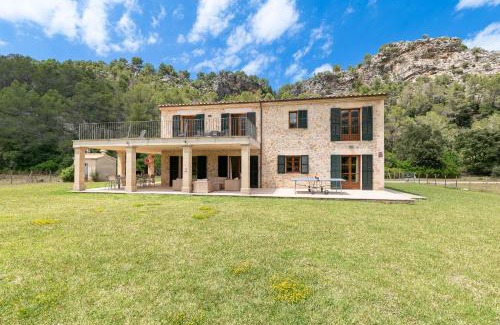 Pollensa Villa | Villa Vall d'En March by Sealand Villas